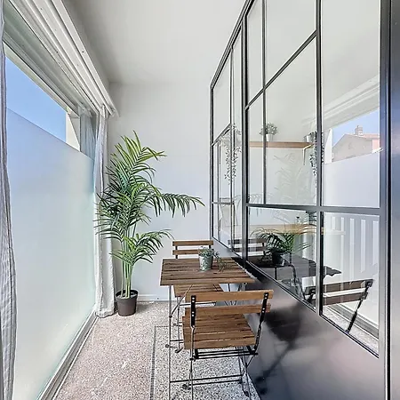 2 Niveaux Charme & Confort Apartment *