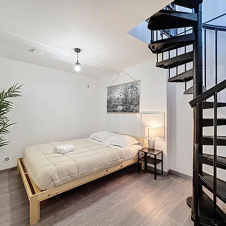 Apartment 2 Niveaux Charme & Confort *